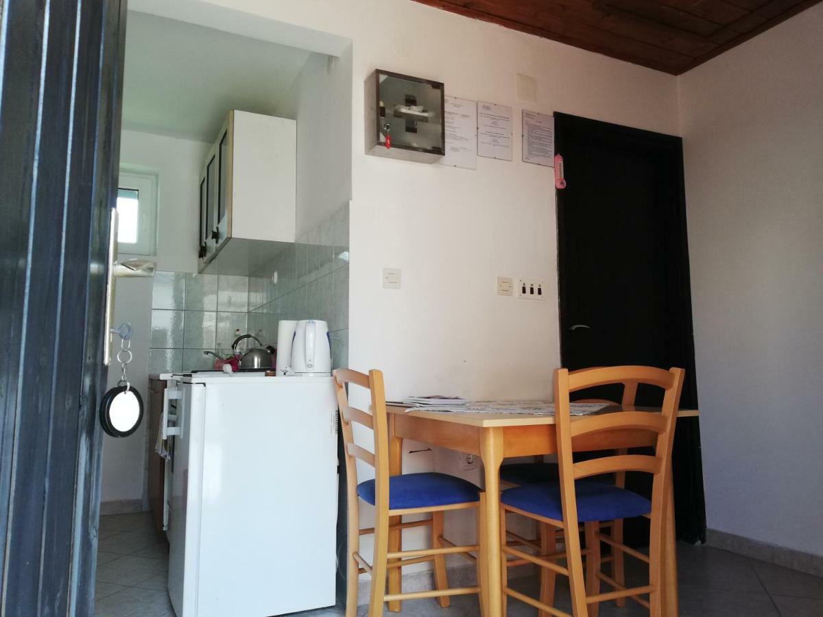 Sobe Zimmer Rooms Nika Tusilovic Екстер'єр фото